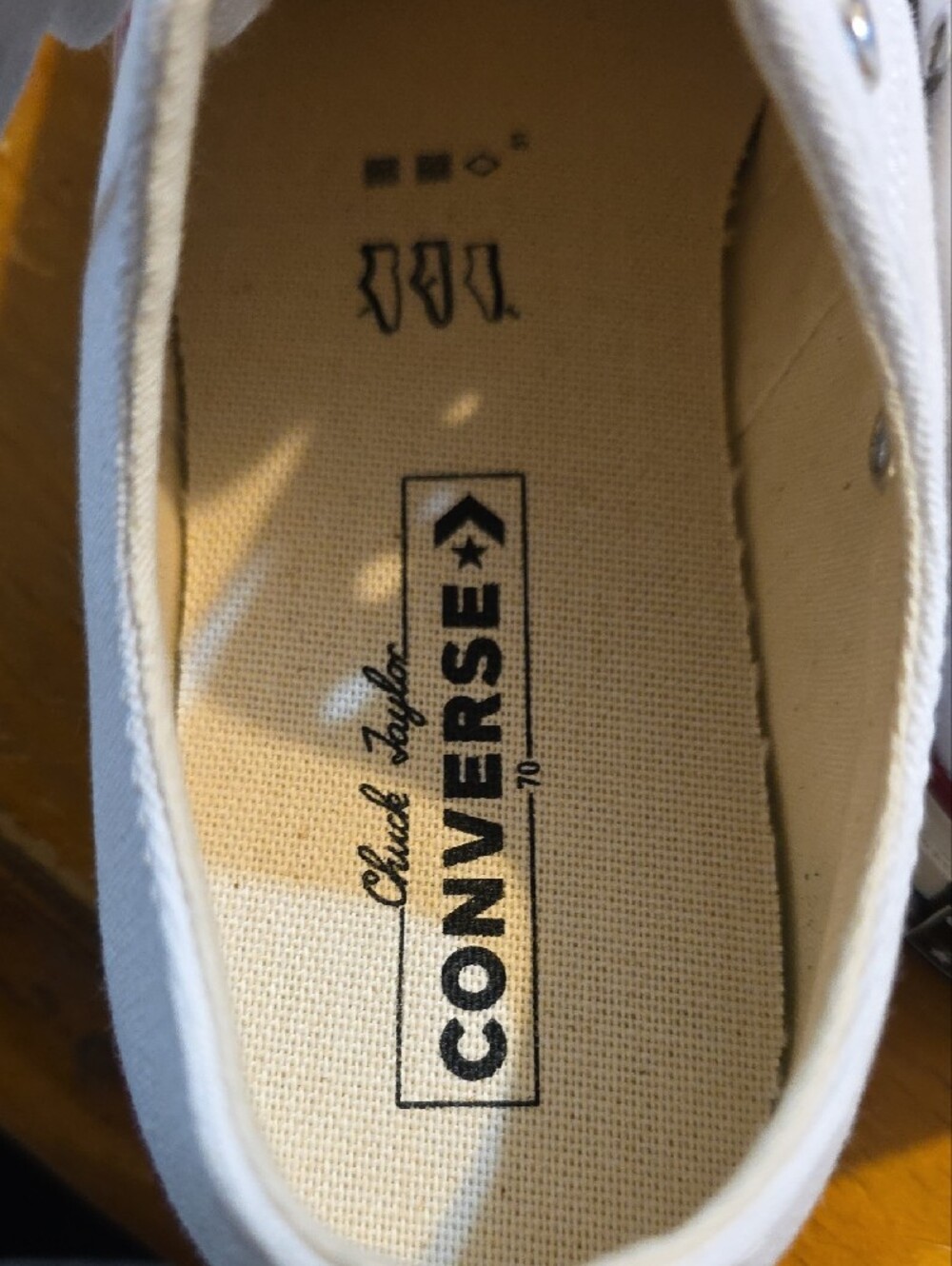 Converse Chuck Taylor All Star Men's Size 7 - Picture 3 of 6